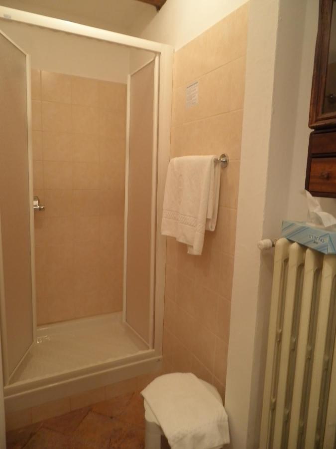 Regnano  Agriturismo Cavazzone מראה חיצוני תמונה