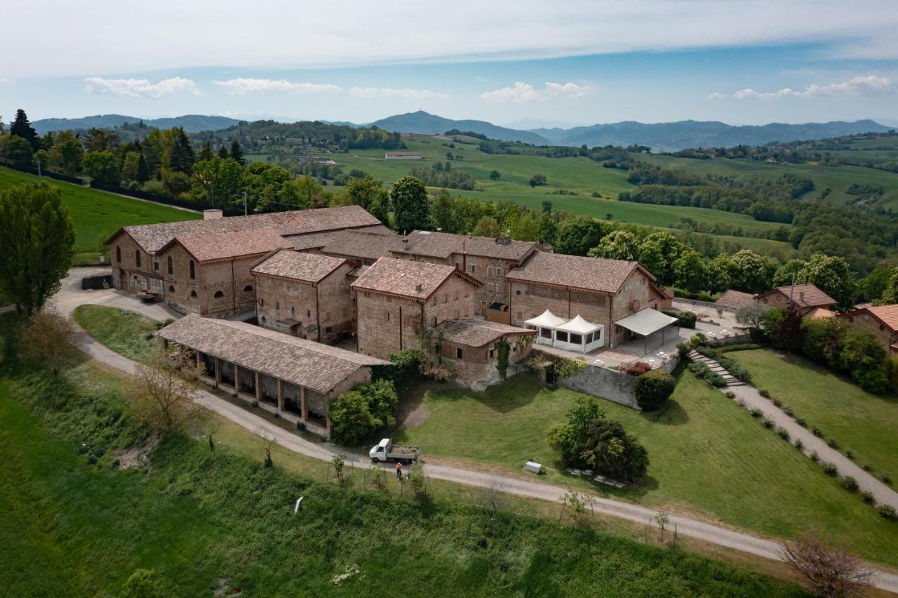 Regnano  Agriturismo Cavazzone מראה חיצוני תמונה